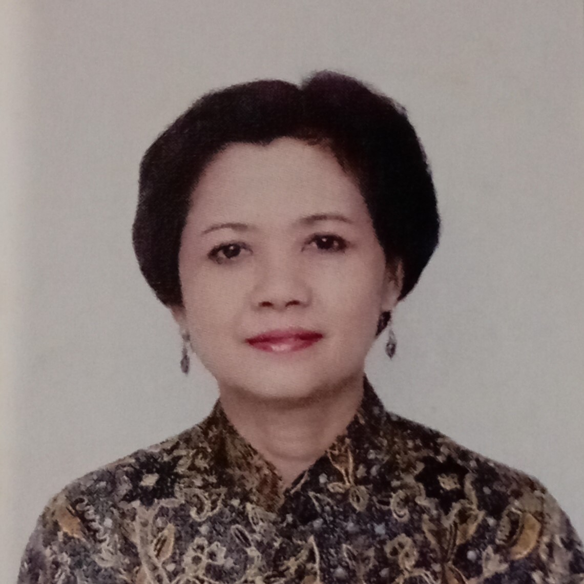  Siti Budiastuti
