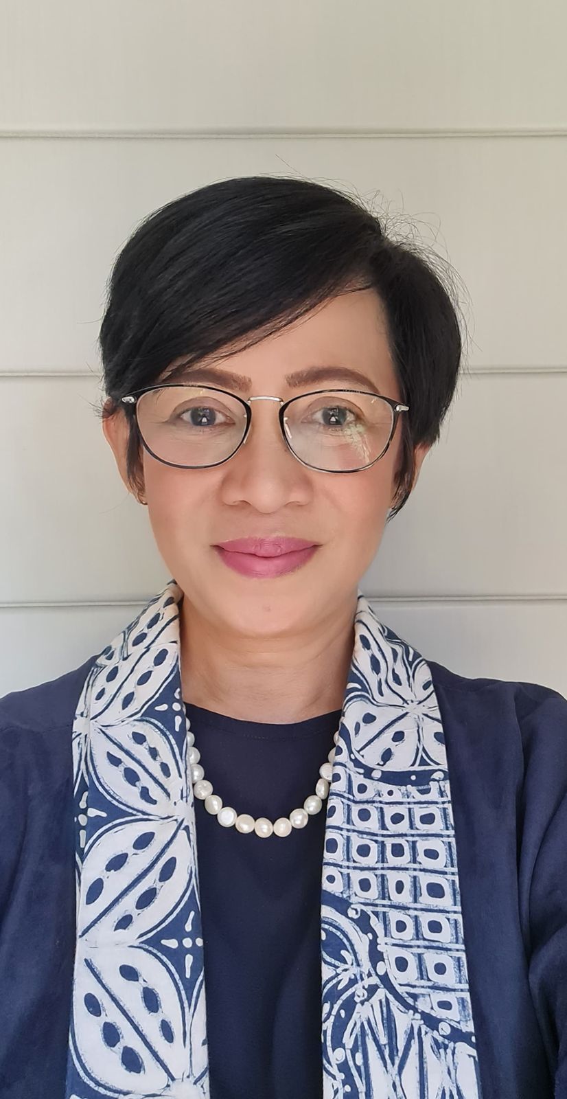 Imelda Akmal