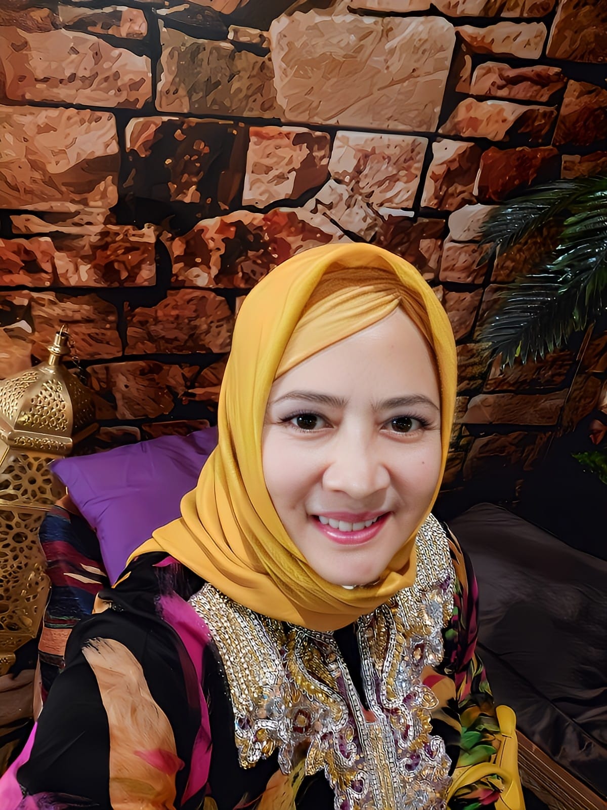 Riri Galuh Savitri