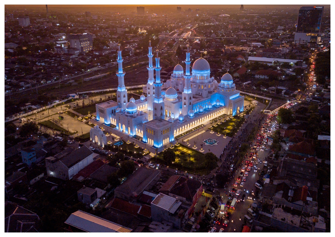 Sheik Zayed Grand Mosque, Surakarta